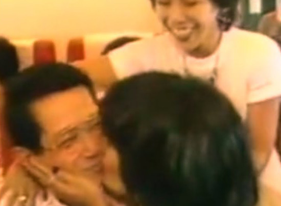 Ninoy Aquino kissed