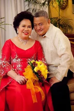Miriam and husband Narciso on their 40th wedding anniversary