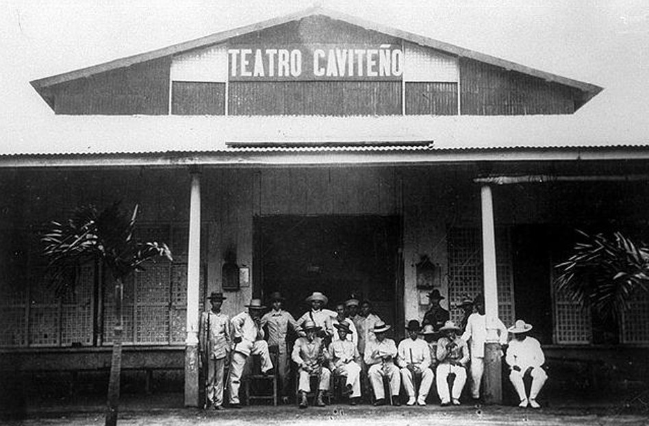 Filipino soldiers in Teatro Caviteño